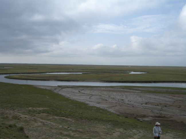  2006:09:05 21:47:18   Meandering Distributary - Buha River - from NSideTerBuha - photo c.jpg